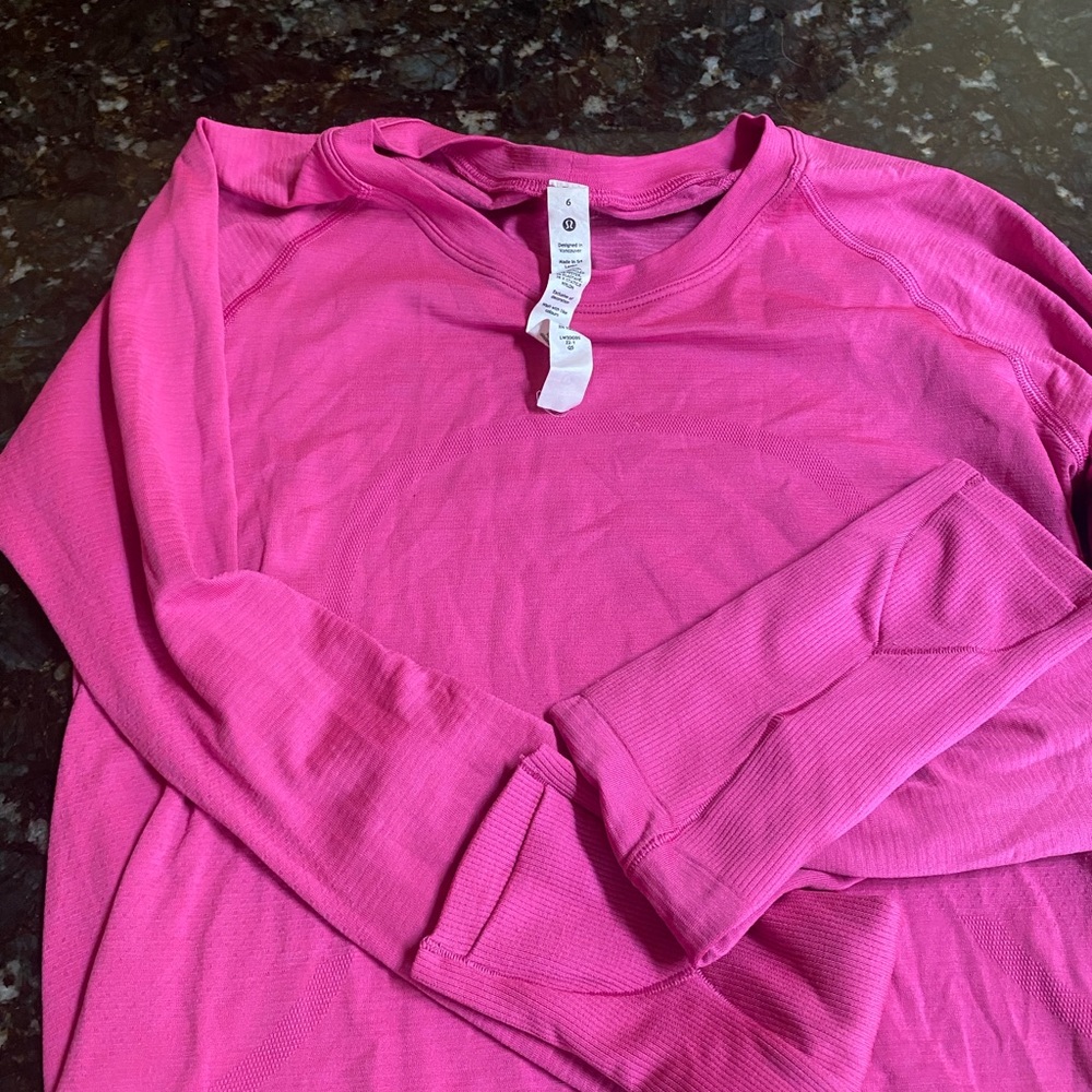 Lululemon size 6 pink long sleeve top